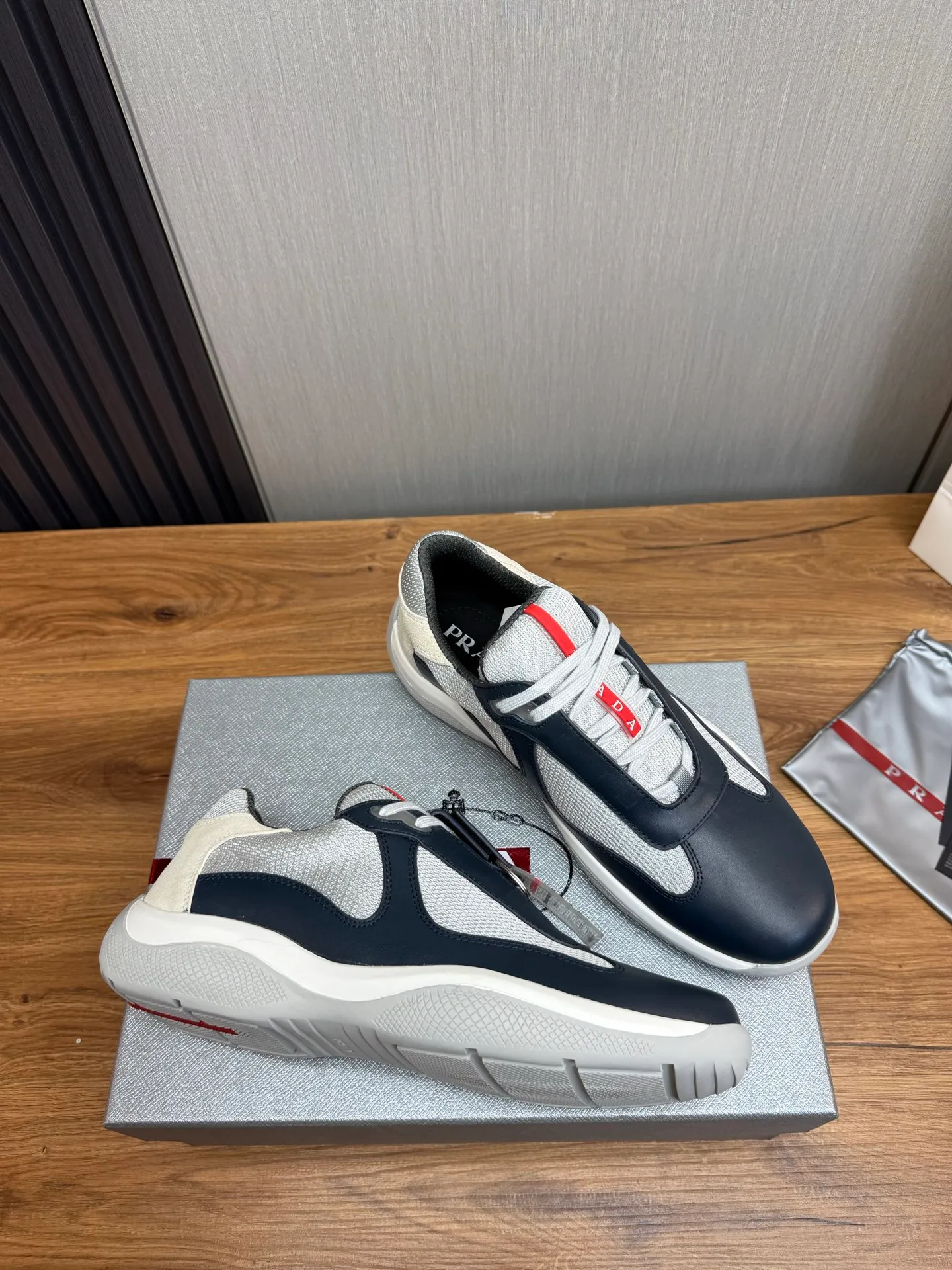 Men's shoes 💰560💰 [PRADA] Men's shoes are popular in the counter, official website is synchronized, 1 high-quality shipment ✔️Original cowhide upper + cowhide lining, 1🆚1 replica, original sole, 38-45 (45 customized, non-refundable)